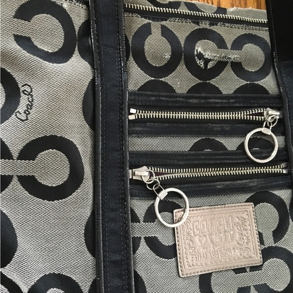 Coach Authentic Grey Tote Handbag Purple Interior Medium Size Handbag​​ - Picture 7 of 12